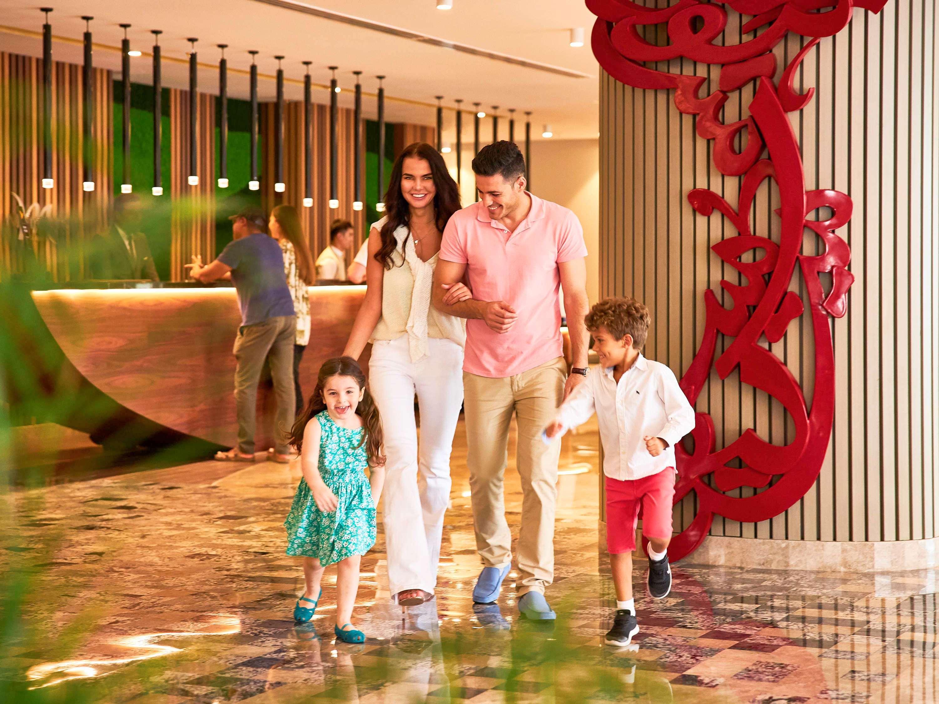 Mercure Barsha Heights होटल के अलावा 4*